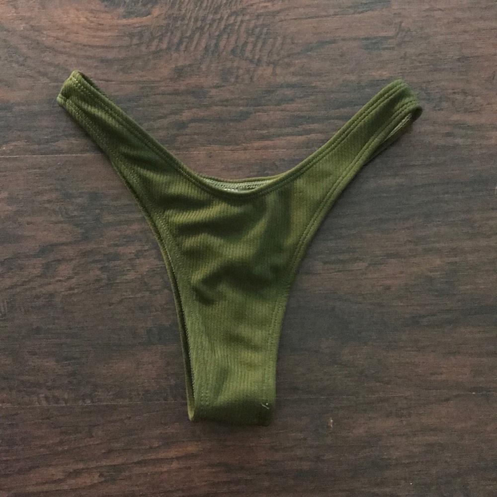 Bikini bottom